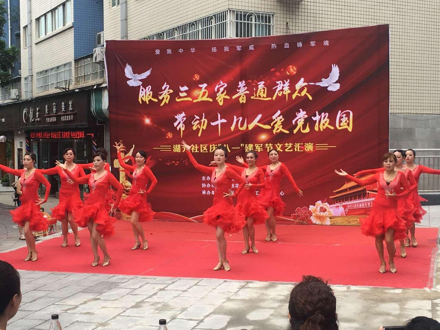 恒生医药ETF盘中跌超5%，药明康德跌停，成交额已超28亿